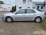 Renault Laguna Authentique 1.6 16V Authentique - gebrauchte Renault Laguna aus dem Jahr 2007