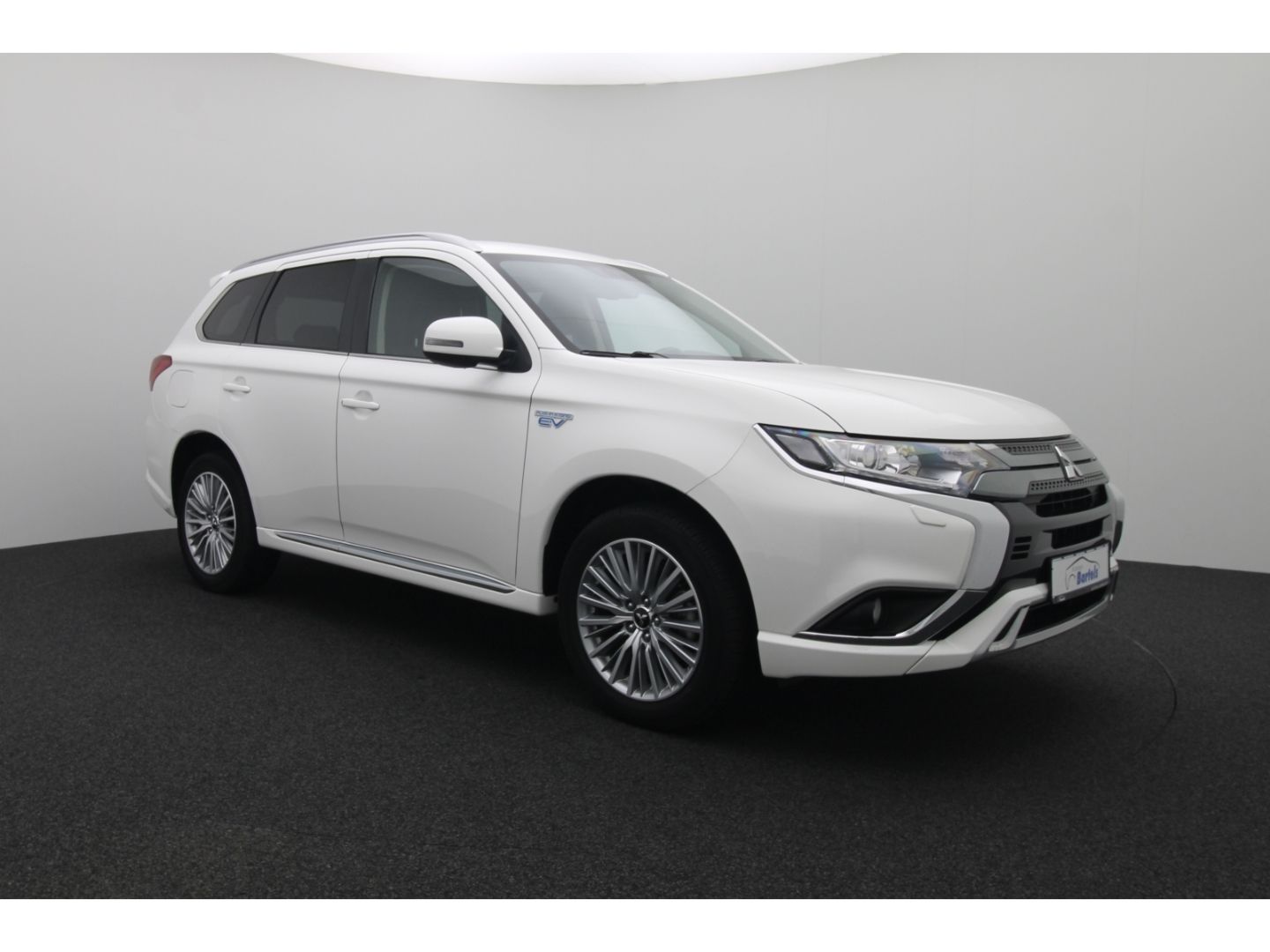 Fahrzeugabbildung Mitsubishi Plug-in Hybrid Outlander PHEV 2.4 Basis 4WD