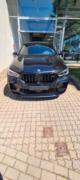 BMW X6 M Competition  - BMW X6 M: Von Privat