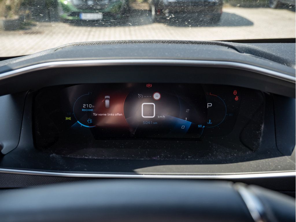 Peugeot 208 - Bild 18