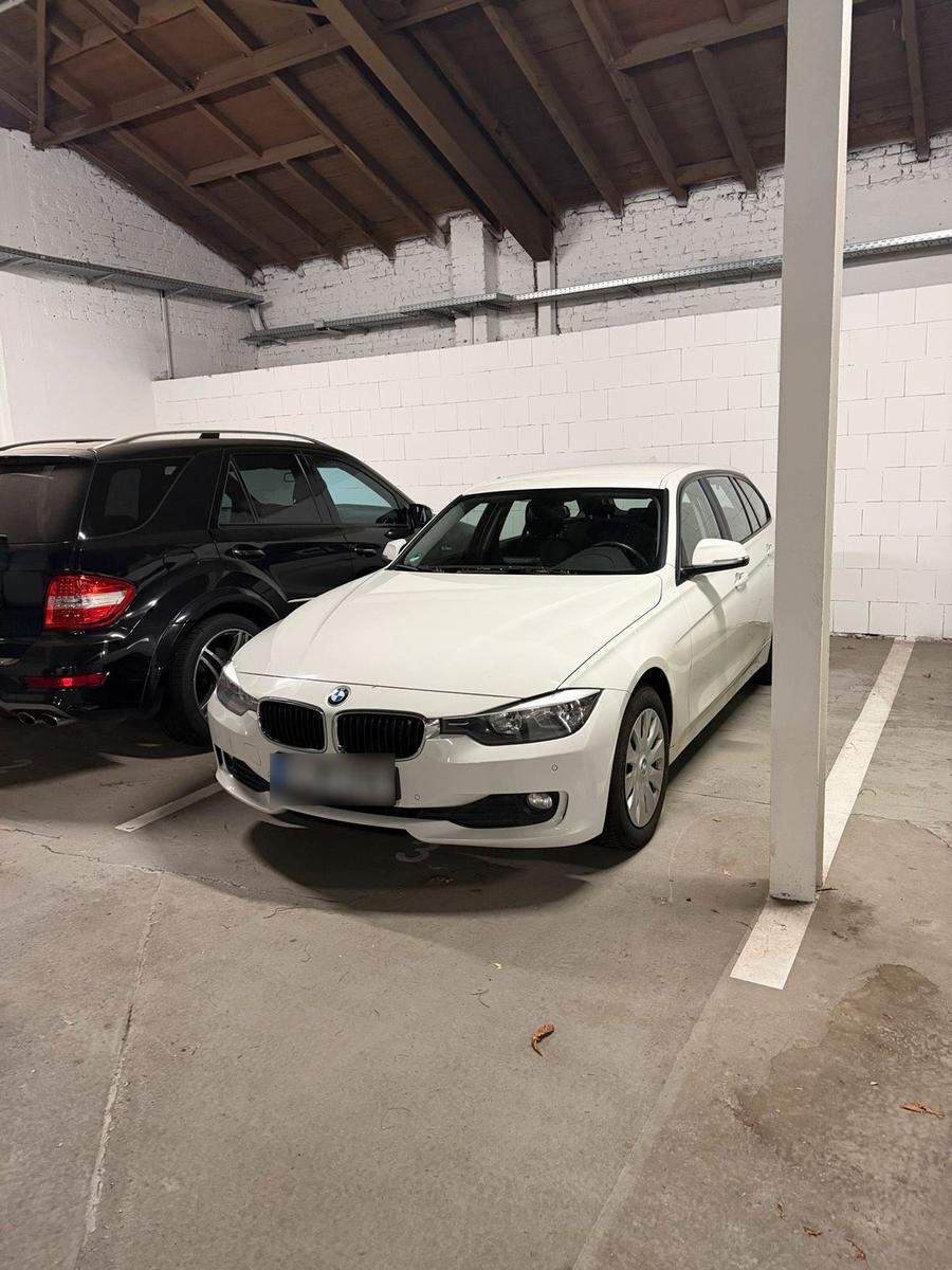 BMW 316 2014 — rear view