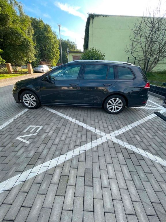 Image of Volkswagen Golf