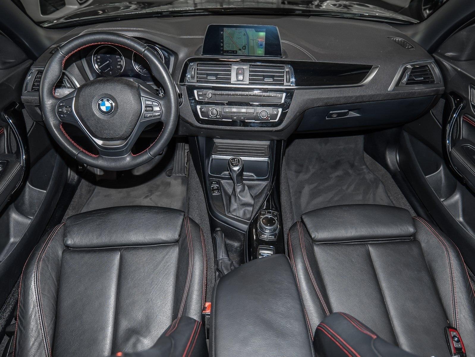 BMW 218i Cabrio Sport Line Leder Sitzheiz. Navi