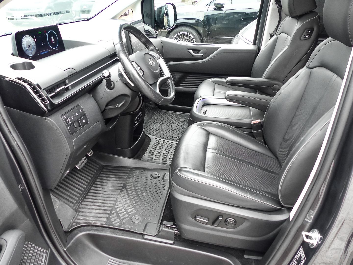 Hyundai Staria – Bild 14