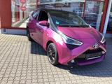 Toyota Aygo 1,0 x-cite 5-Gang - Tageszulassungen