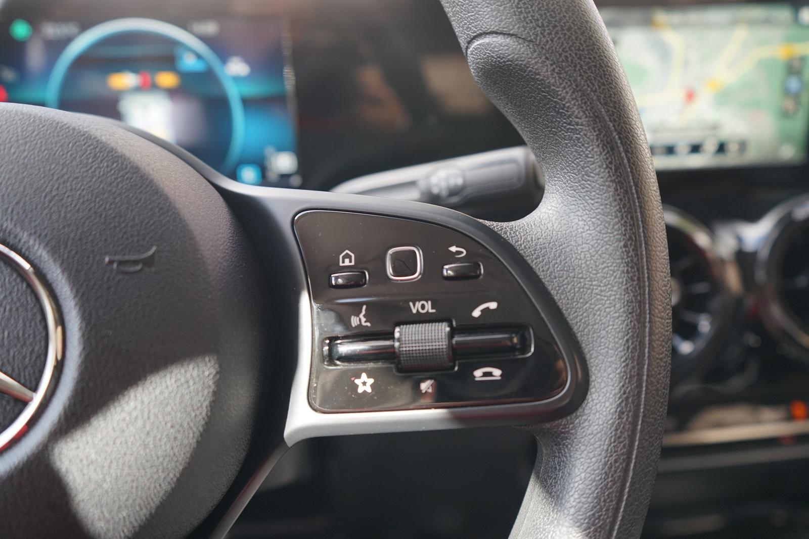 Mercedes-Benz B200 7G-DCT LED Tempomat Sitzheizung Teilleder