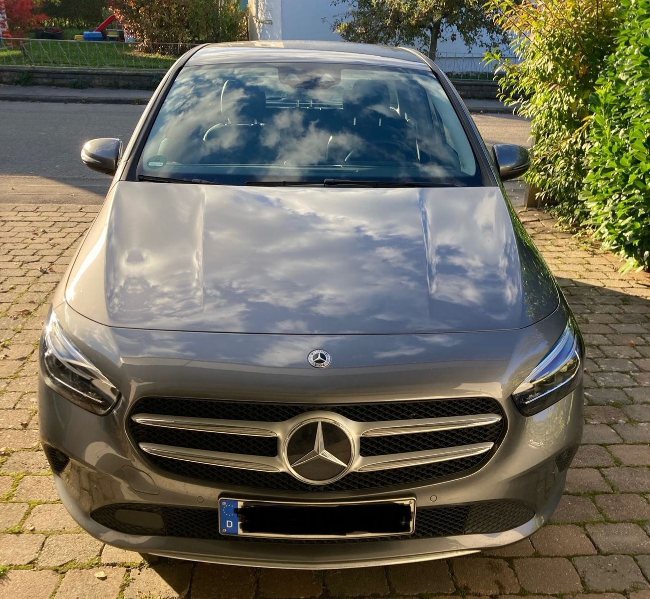 MERCEDES-BENZ B 250 e DCT - Businesspaket/ MBUX/ AHK