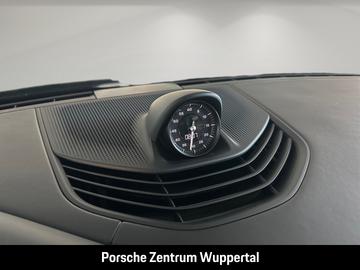 2020 Porsche TAYCAN — миниатюра 21