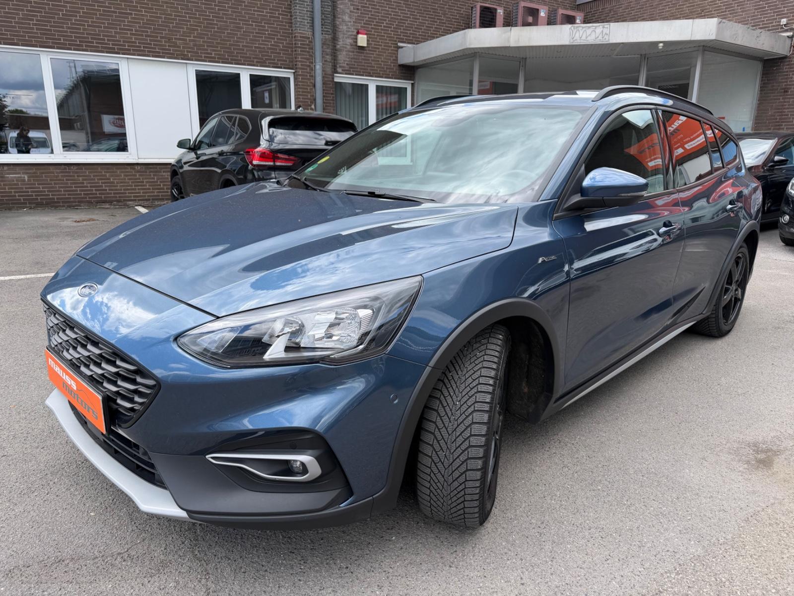 Ford Focus Turnier Active X virt cockp LED RFK - 1205