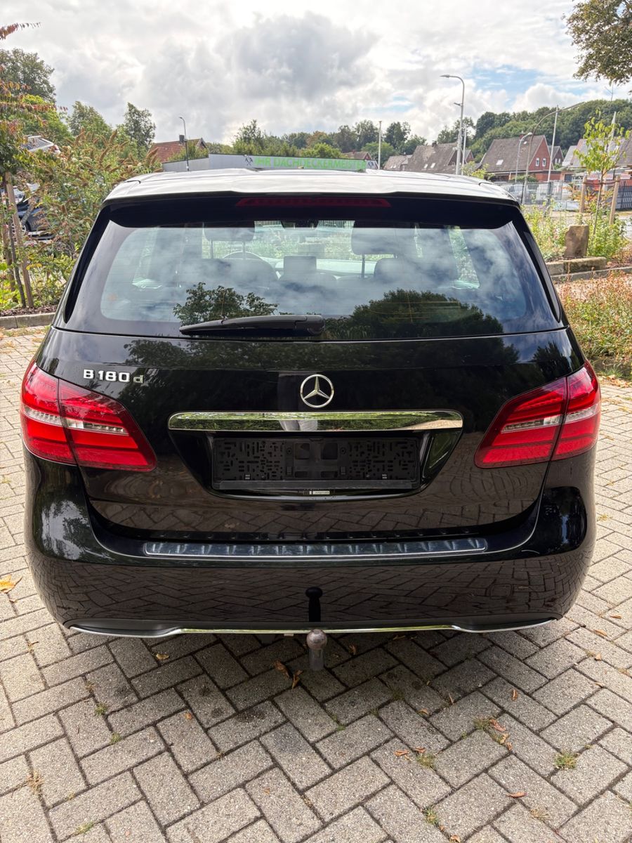 Photo 10 of MERCEDES-BENZ B 180