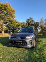 Kia Rio 1.2 Dream-Team Editon  - graue Kia Rio