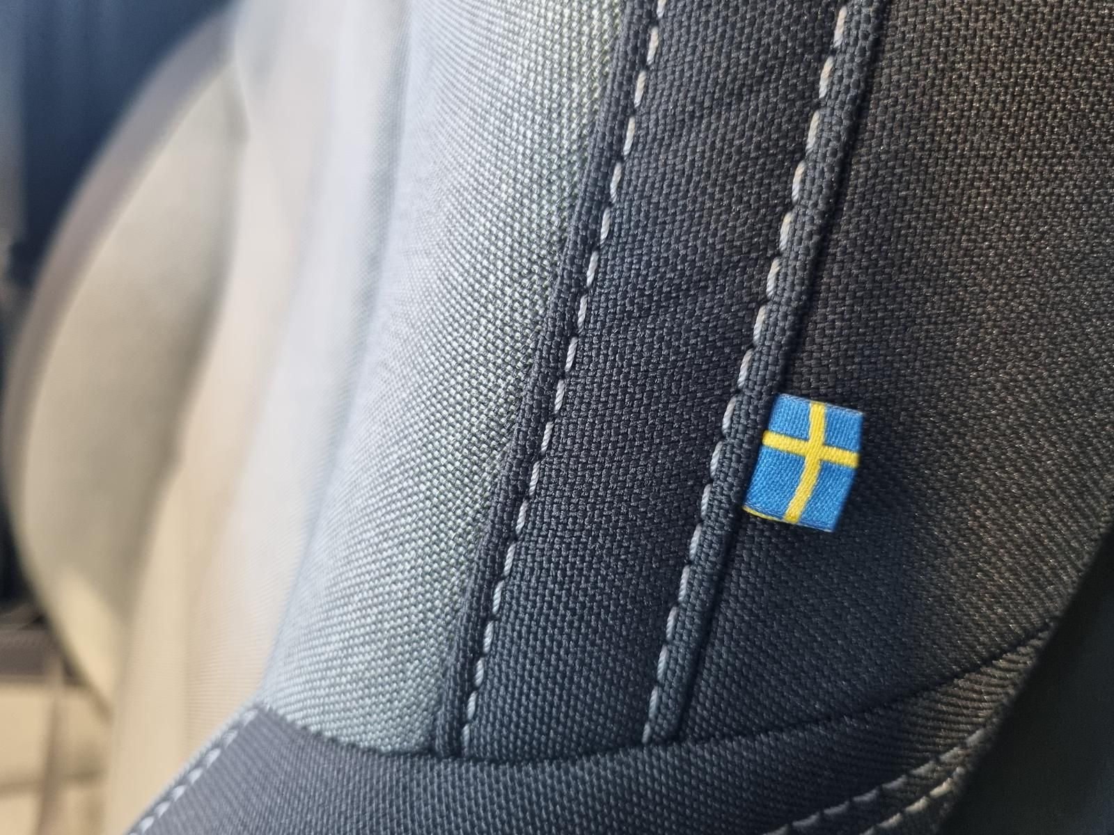Fahrzeugabbildung Volvo XC40 B4 Plus Black Edition 'Panoramadach'