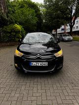 Citroën C4 VTi 120 Exclusive | TÜV Neu  - Citroën C4 aus 2011: Exclusive