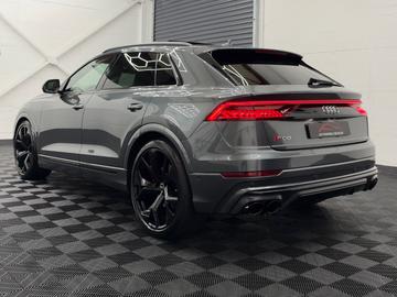 2020 AUDI SQ8 — фото 6