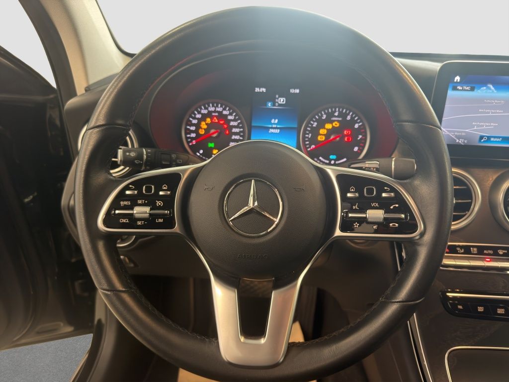 Fahrzeugabbildung Mercedes-Benz GLC 200 4MATIC Anhängevorrichtung*LED*Kamera