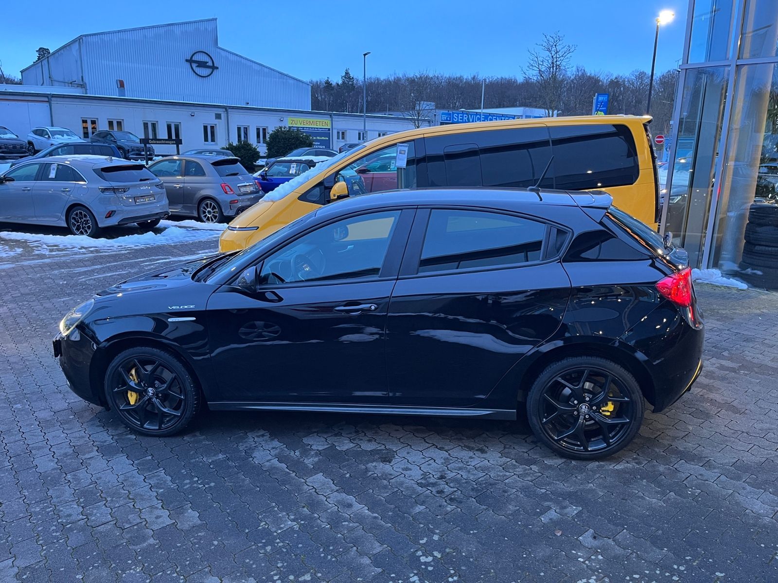 Fahrzeugabbildung Alfa Romeo Giulietta Speciale  Veloce KLIMA XENON NAVI ALU