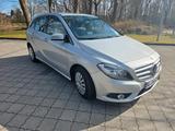 Mercedes-Benz B 180 CDI BlueEFFICIENCY - - Mercedes-Benz B 180: Von Privat