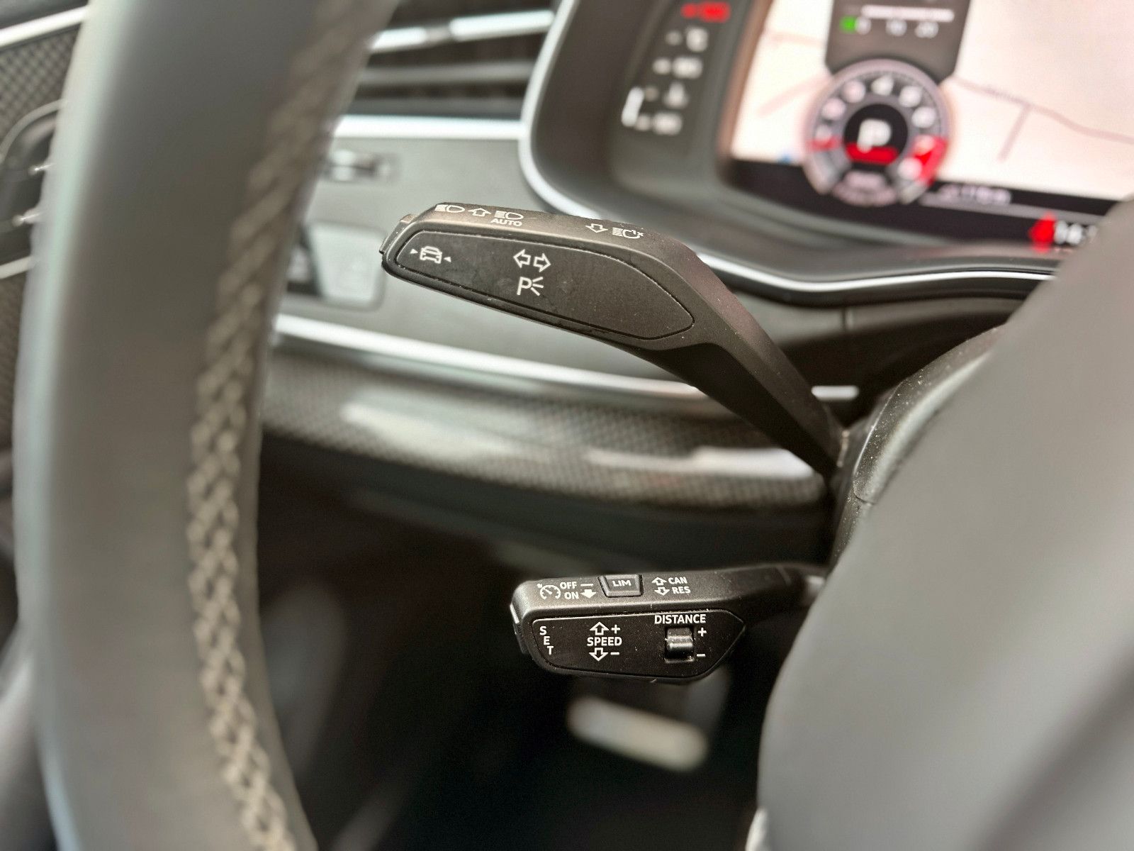Audi SQ8 - Bild 17