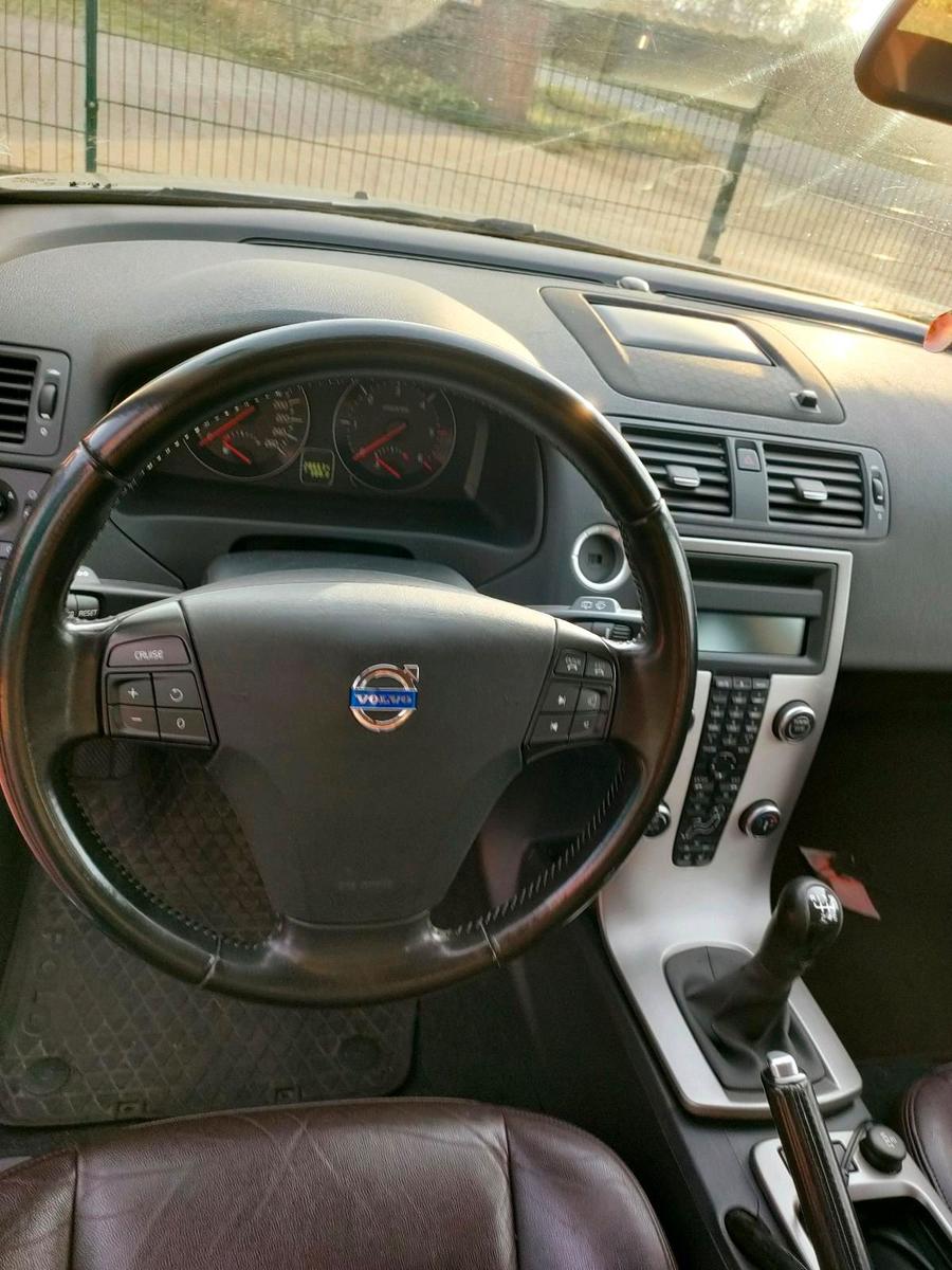 Volvo V50 2011 — photo 13