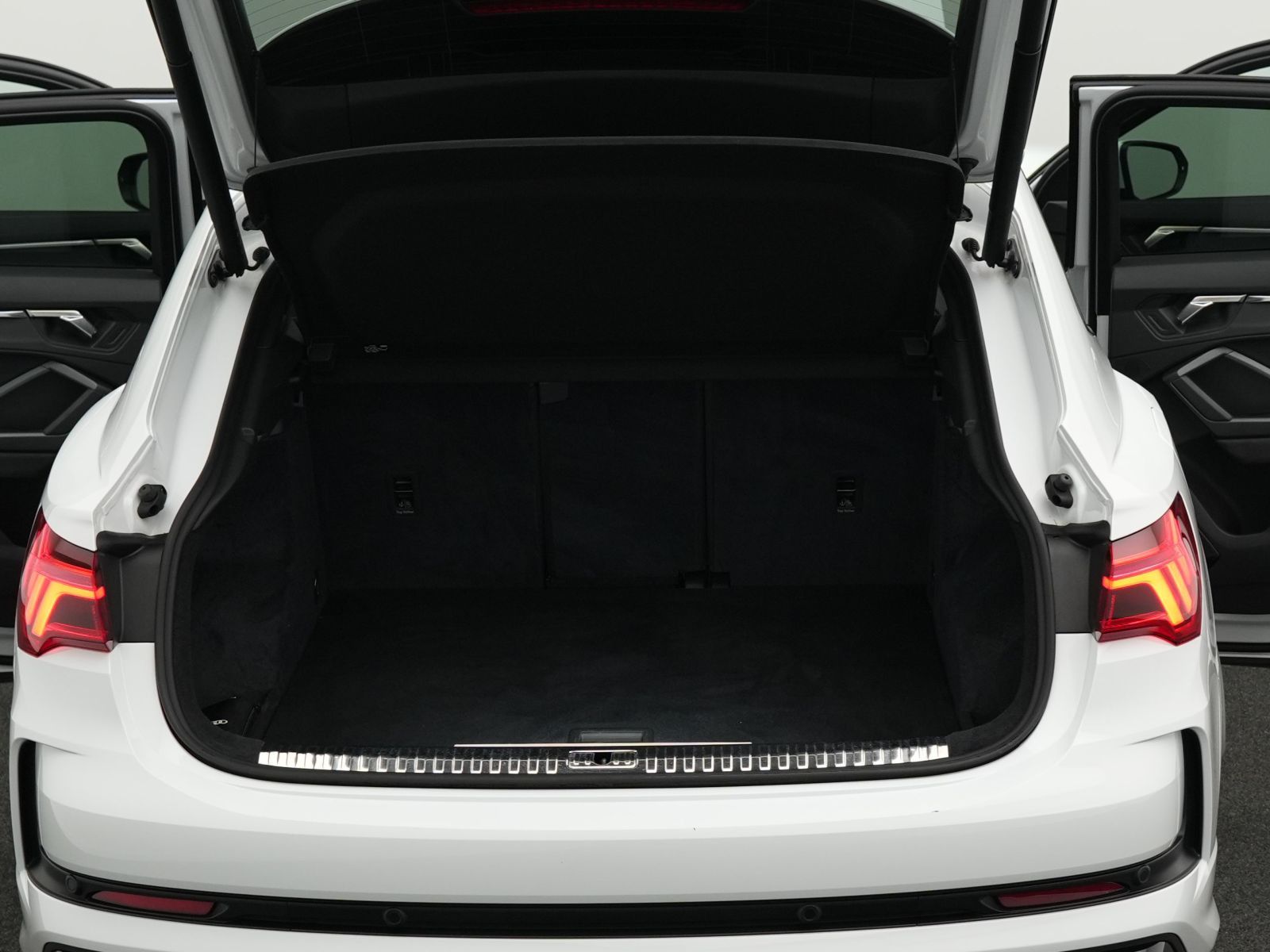 Audi RSQ3 - Bild 15