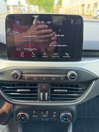 Ford Focus - 10
