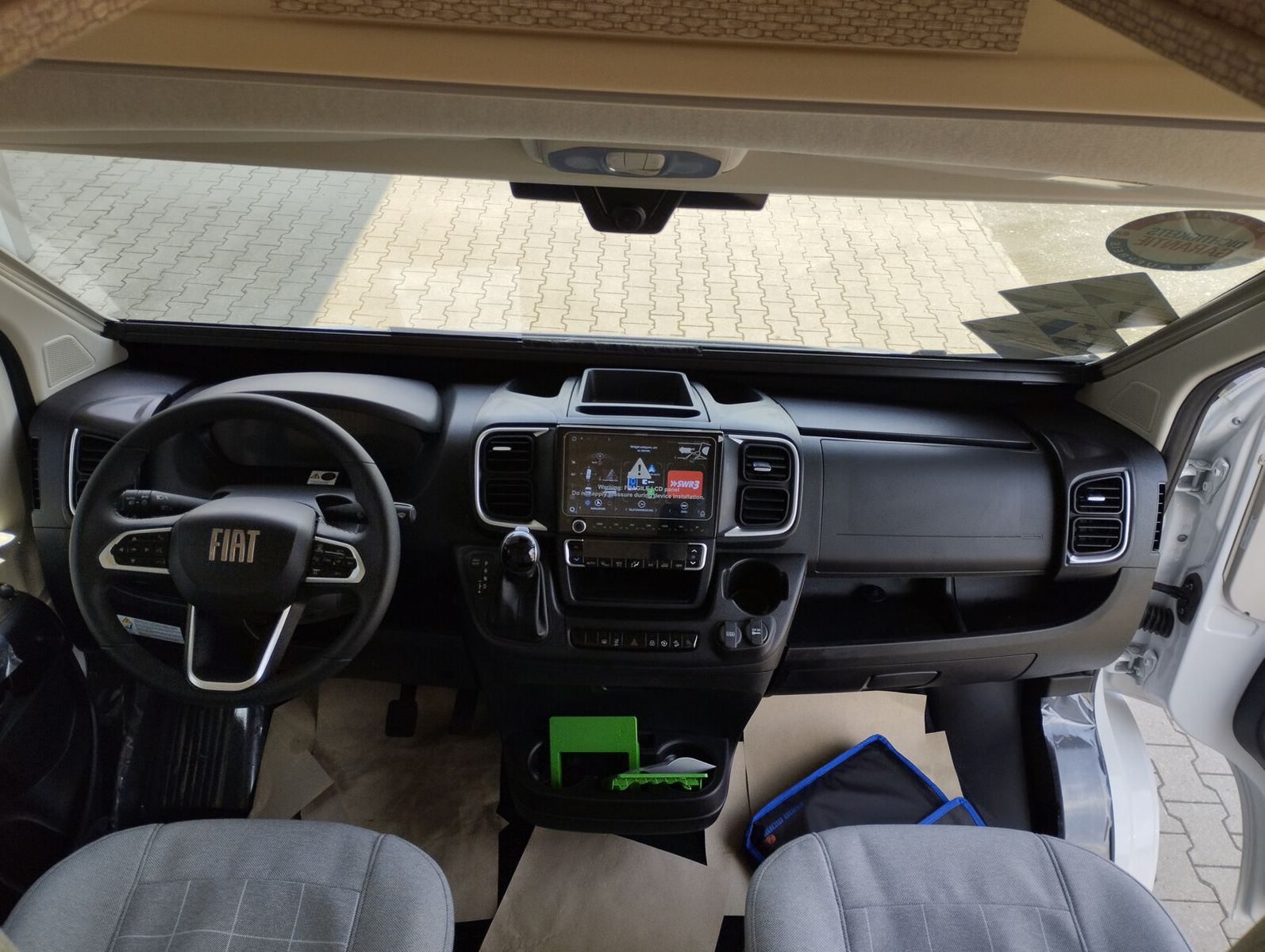 Fahrzeugabbildung Eura Mobil Activa One AO 650 HS Travel Pakete, Automatik