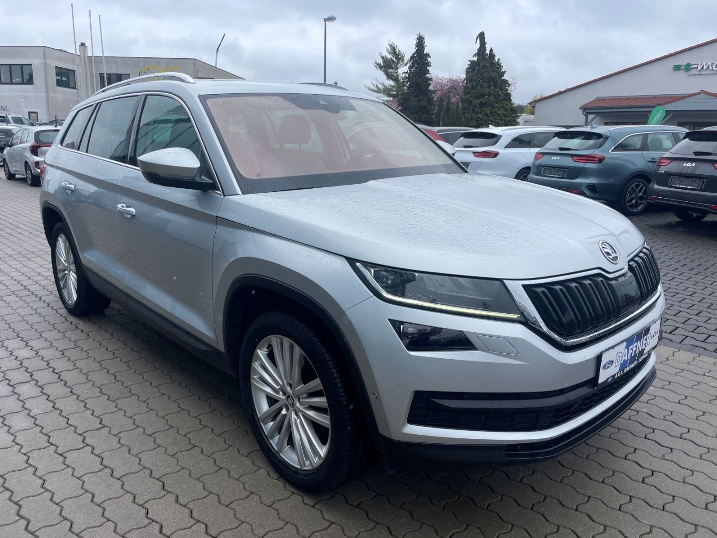 Fahrzeugabbildung SKODA Kodiaq Style 4x4 7-Sitzer Memory Sitzheiz&klima