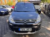 Citroën Berlingo Kombi XTR*1.HD*Navi*Tüv Neu*S.Heft*AHK* - gebrauchte Citroën Berlingo aus dem Jahr 2014