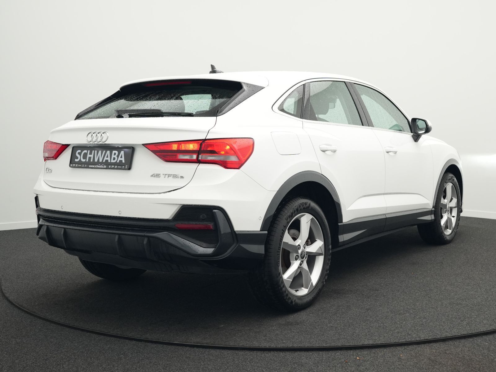 Audi Q3 Sportback 45 TFSI e S tronic *SPUR*19''* imagem 3