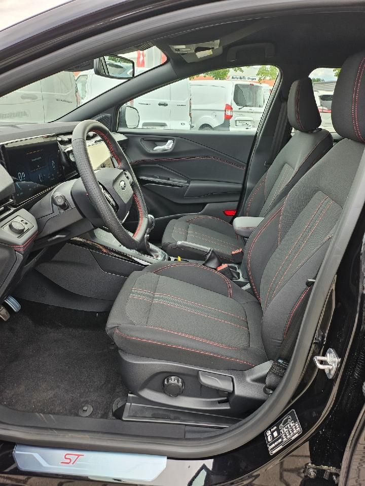 Fahrzeugabbildung Ford Puma ST-Line
