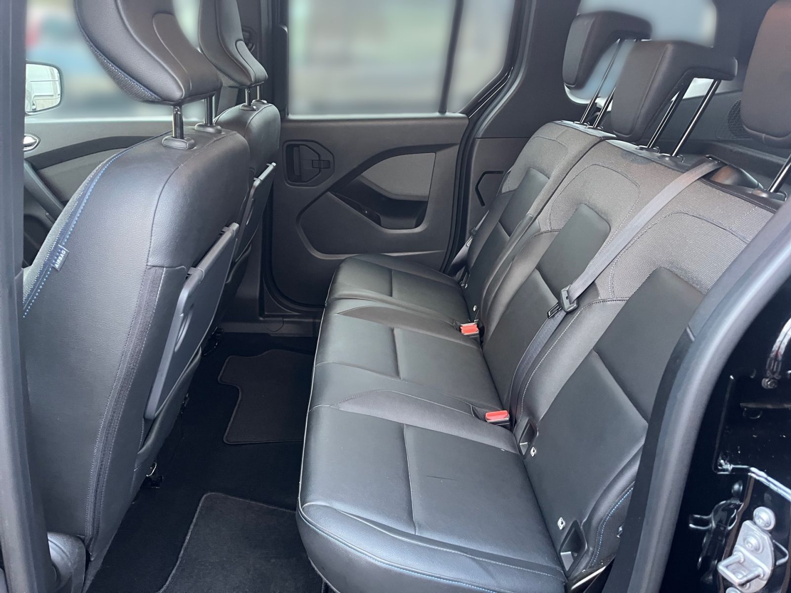 Fahrzeugabbildung Nissan Townstar Kombi L1 Tekna *SHZ*360°KAMERA*NAVI*