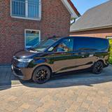 Volkswagen T7 Multivan 2.0 TDI lang Standhzg. AHK el.Türen - VW T7 Multivan von privat