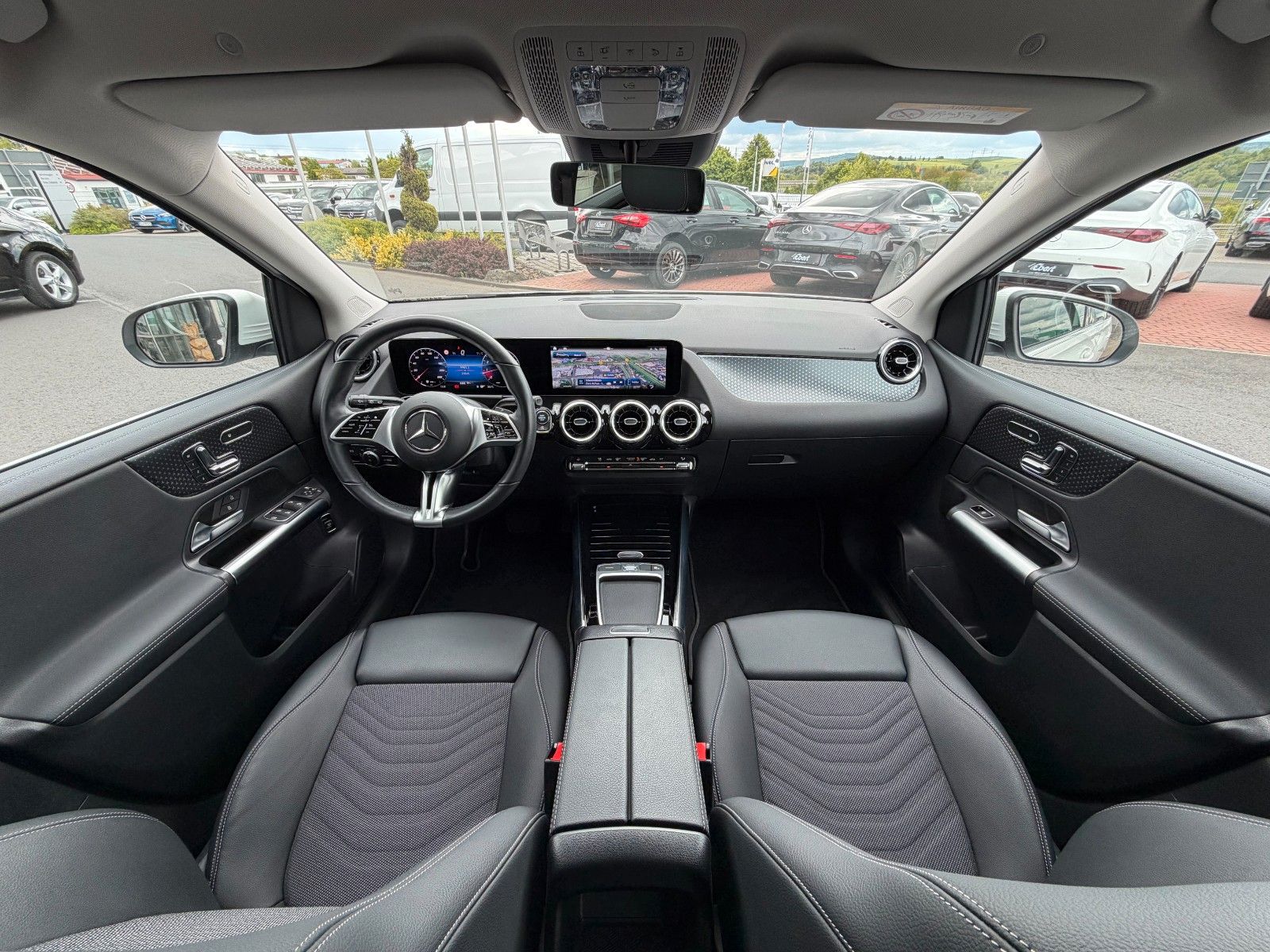 Fahrzeugabbildung Mercedes-Benz B 200 Progressive+AHK+MultiBeam+Memory+RFK+TotW