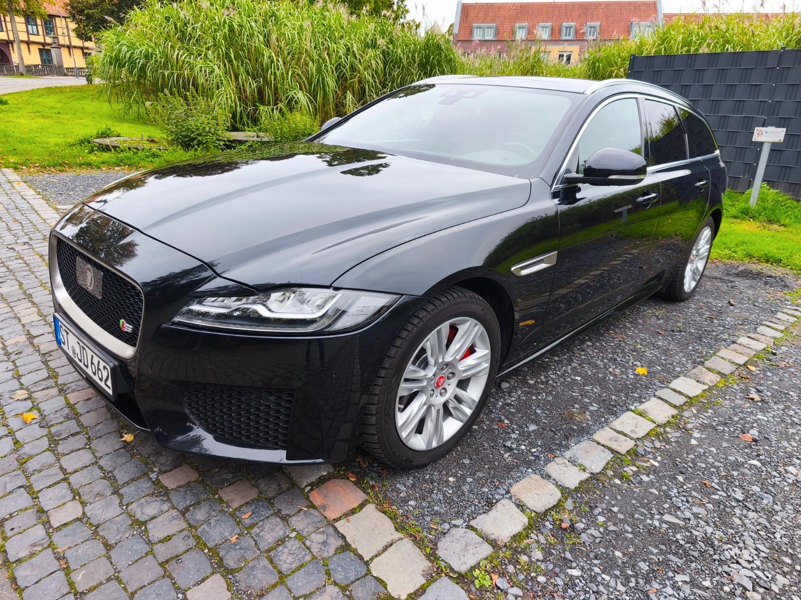 Jaguar XF