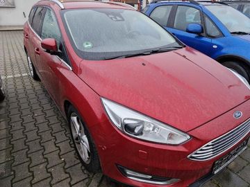 Fotografie Ford Focus Turnier 1.5 EcoBoost Titanium - Navi - AHK