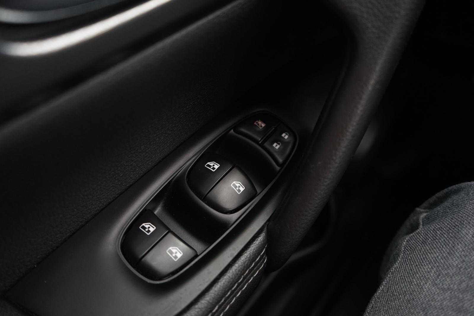 Nissan Qashqai 1.3 N-Connecta Navi Tempomat 360° PDC