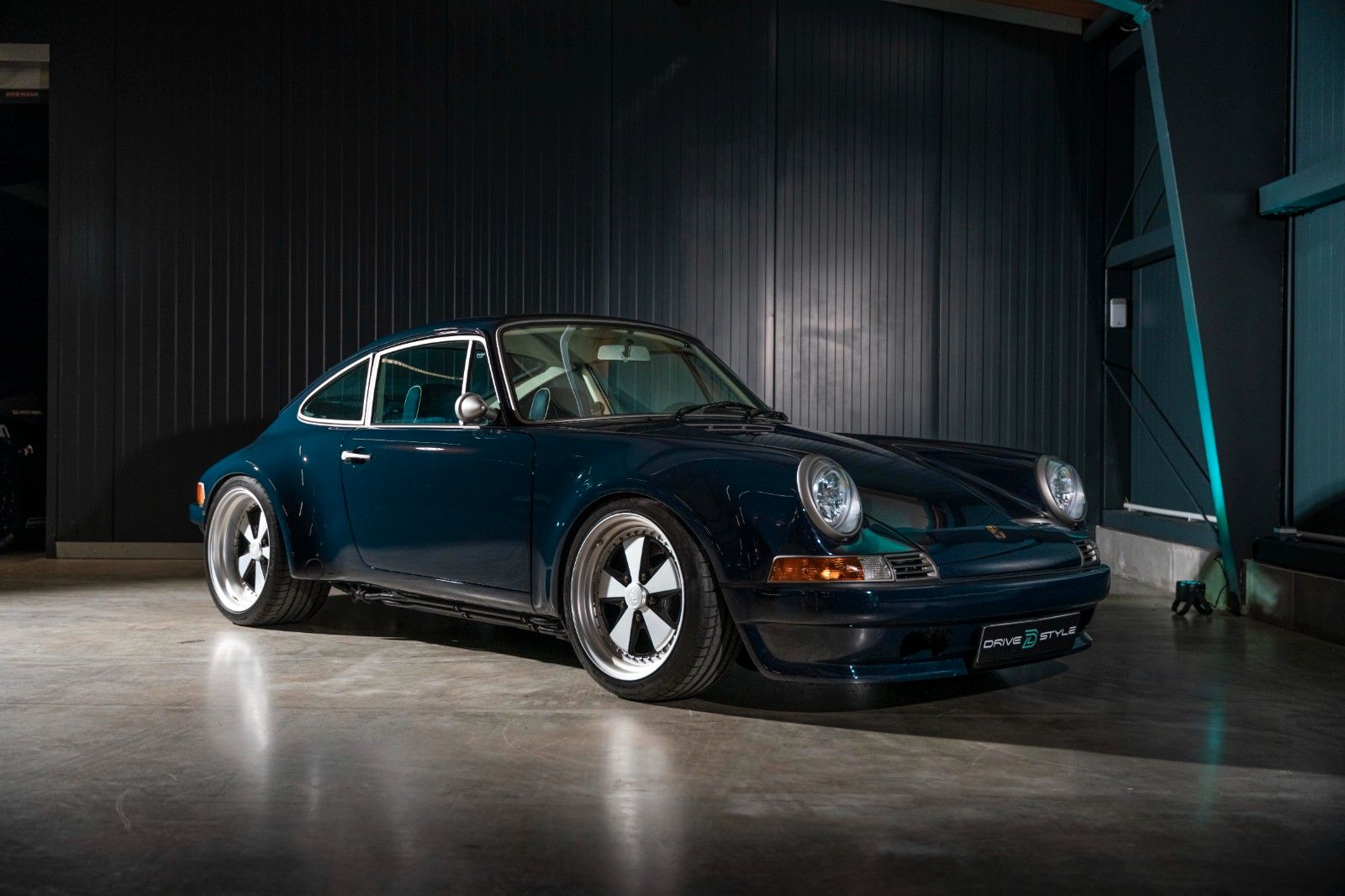 Fahrzeugabbildung Porsche 911 RSR Hommage