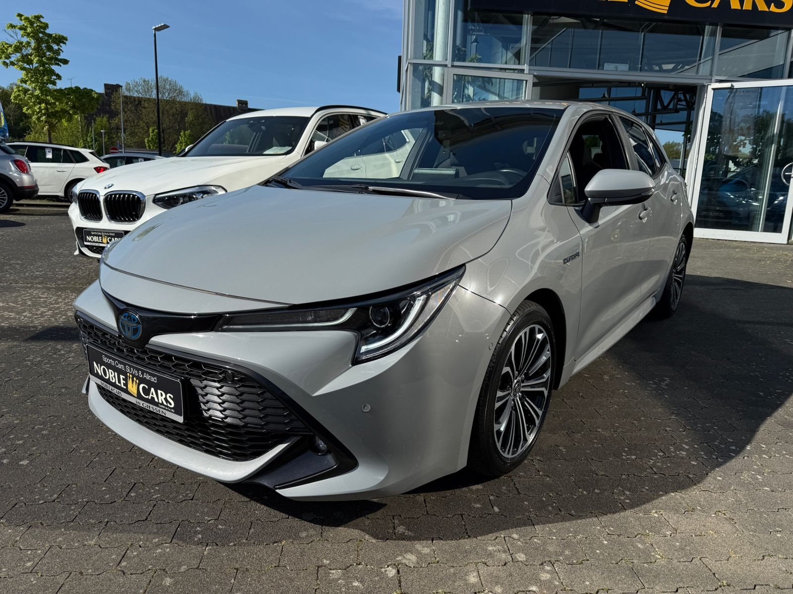Fahrzeugabbildung Toyota Corolla 1.8 Hybrid Team D TechnikP ACC LED
