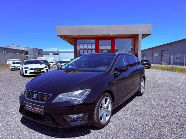 SEAT Leon ST FR LED PANO SPORT NAVI SHZ