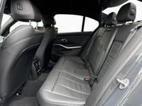 BMW 330 - Vorschau Bild 18