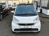 Smart ForTwo coupe MHD 52 kW Pano/ Sitzhzng/ Allwetter - Smart Gebrauchtwagen in Kassel