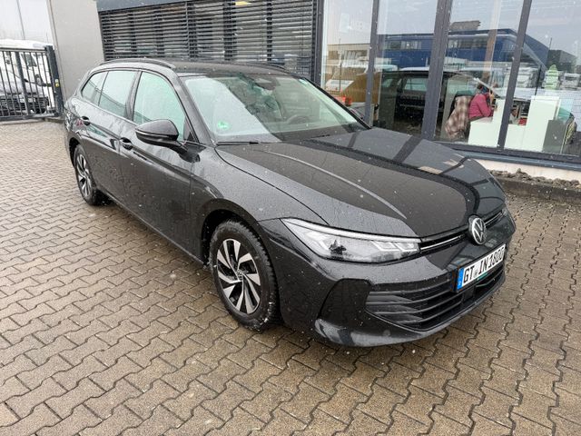 Volkswagen Passat Variant 1.5 eTSI DSG Navi