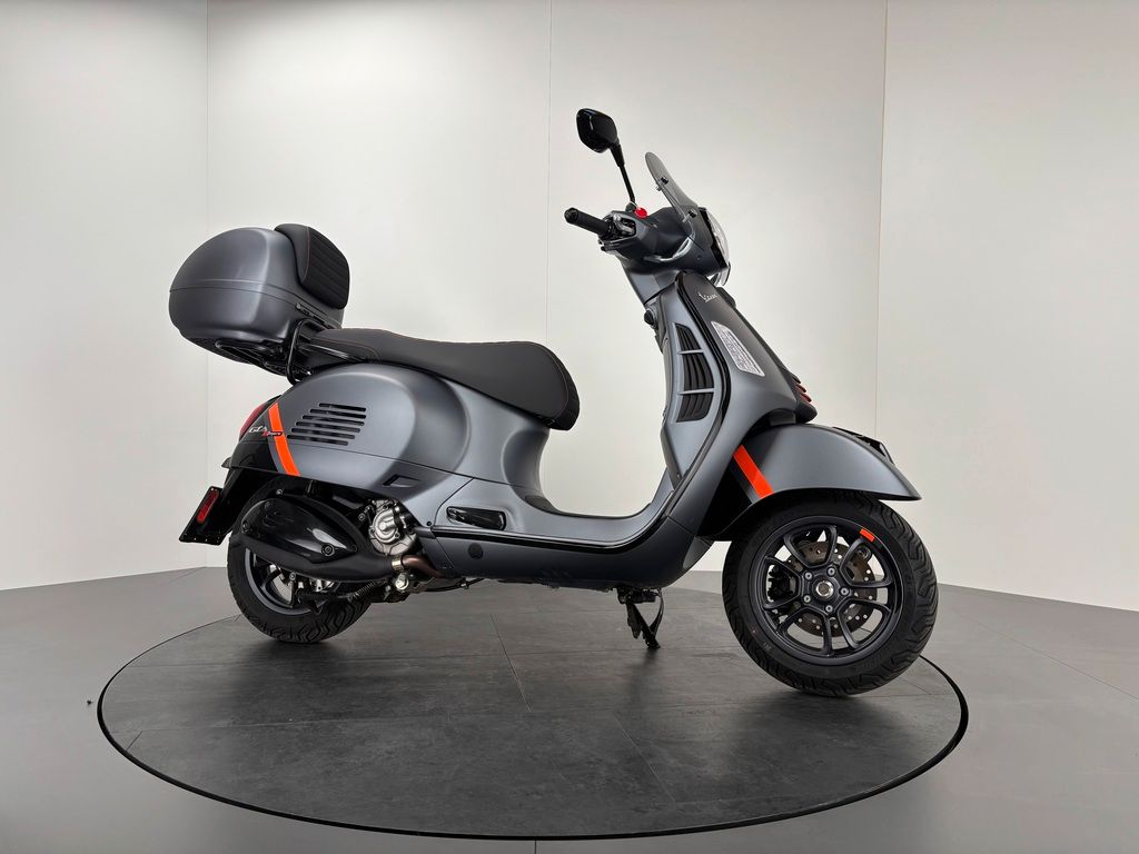 Fahrzeugabbildung Vespa GTS 300 SUPERSPORT *TOPCASE *TOP-ZUSTAND
