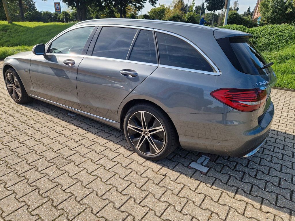 Image of Mercedes-Benz C 300
