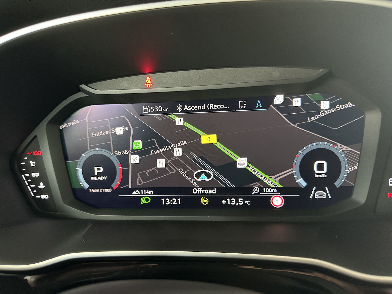 Fahrzeugabbildung Audi Q3 35 TDI quatt S line/Pano/Matrix/´19/RFK/