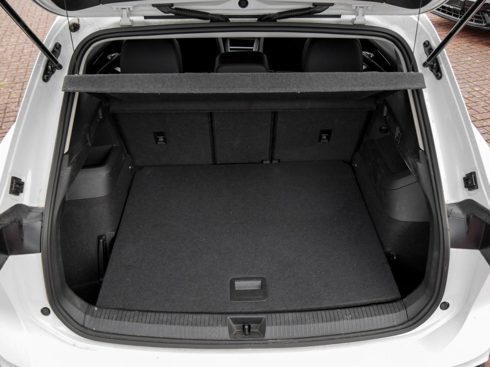 Volkswagen Tiguan - Bild 17