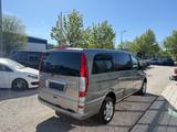 Mercedes-Benz Viano 2.2 CDI 4x4 lang*8-Sitzer*Automatik*Klima* - : Sitzer 8