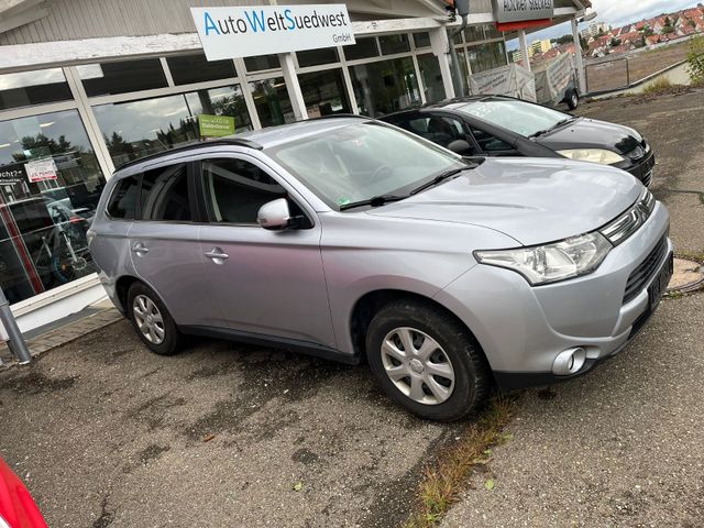 Mitsubishi Outlander ClearTec Invite 4WD