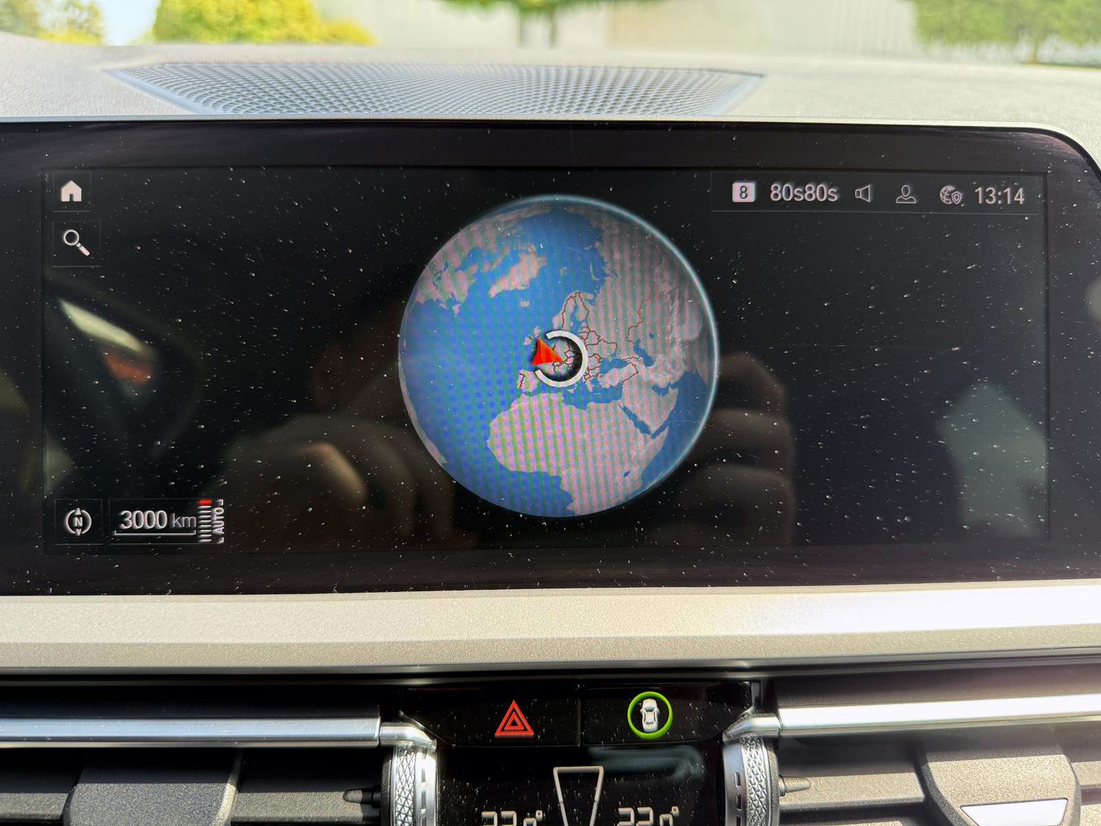 Fahrzeugabbildung BMW 320d Touring Steptr. Advantage LED ACC AHK KAM