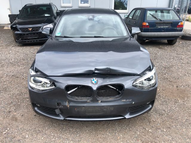 BMW 116 Baureihe 1 Lim. 5-trg. 116 d Frontschaden